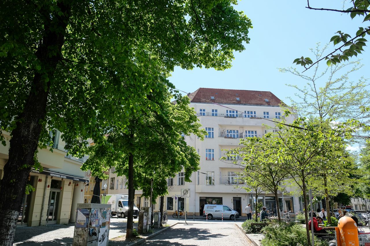 VERKAUFT + Böhmischen Platz + Ganz oben + ALTBAUCHARME + 2 Balkone