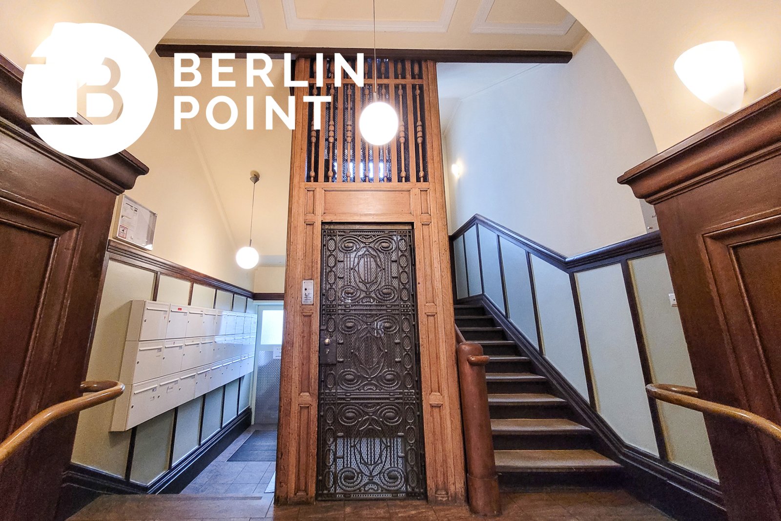 VERKAUFT+Güntzelkiez + Charmante 2-Zi Altbau + ruhig + hell + bezugsfrei +