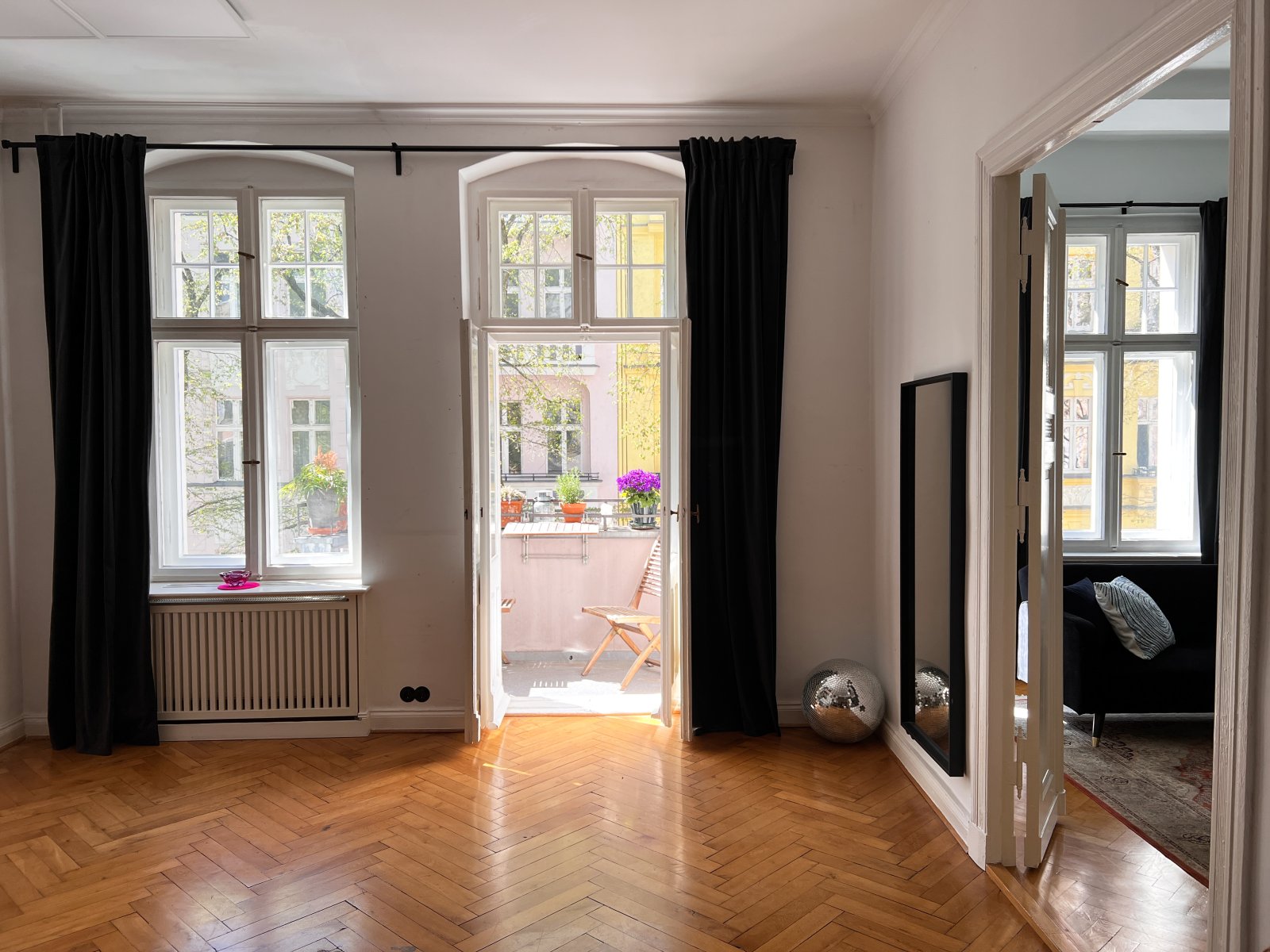 Mit Liebe zum Detail saniert + Altbau im Güntzelkiez ++ Top Zustand